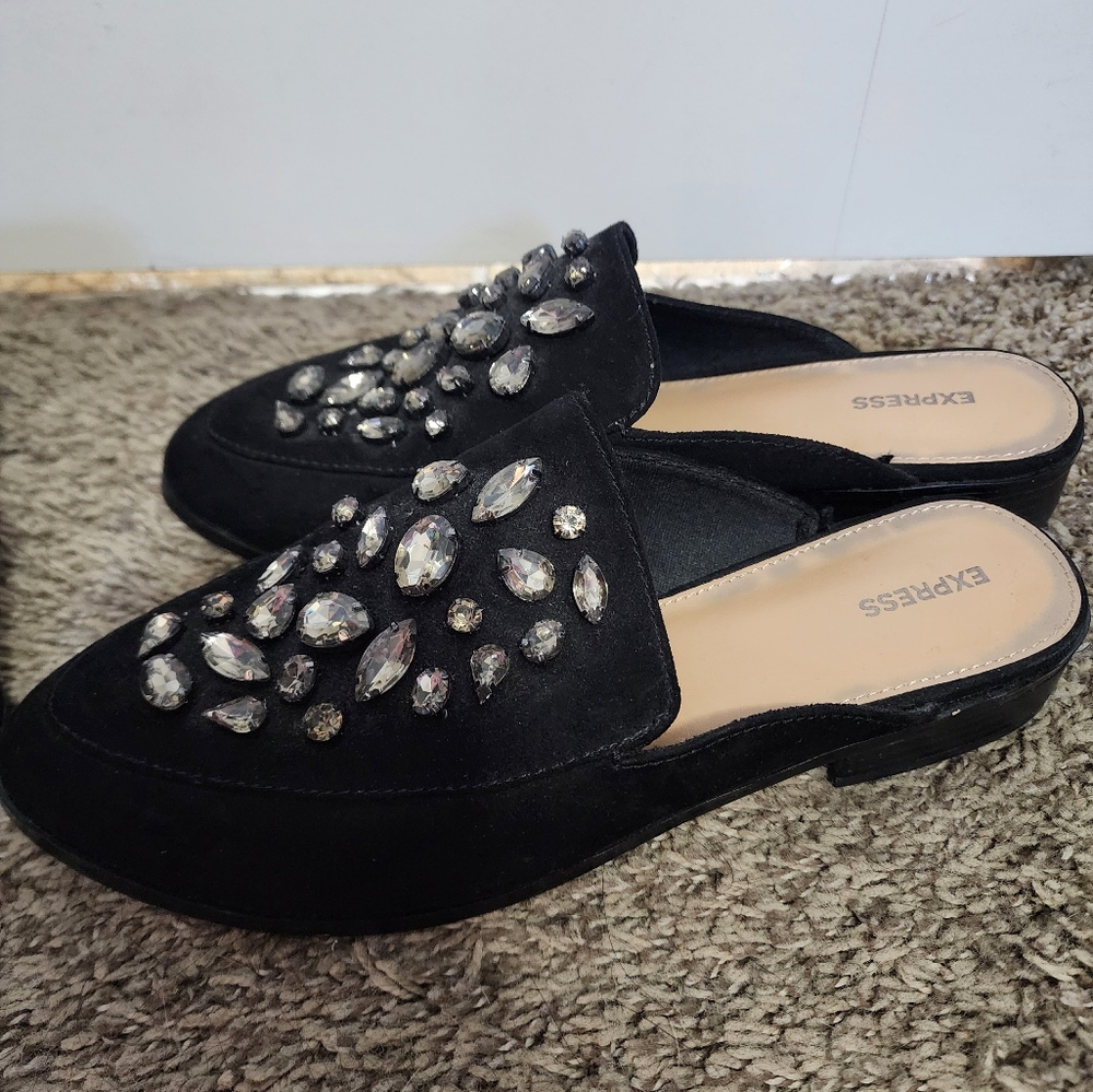 Express shoes
